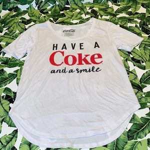 Coca-Cola “Have A Coke And A Smile” Women’s T-Shirt Size Large